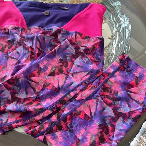 Paddle board and Swim Leggings by Prana - Picture 5 of 11